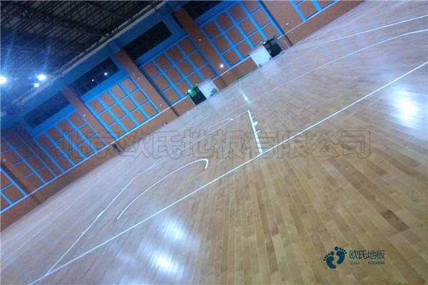體育運動地板安裝工藝楓樺木
