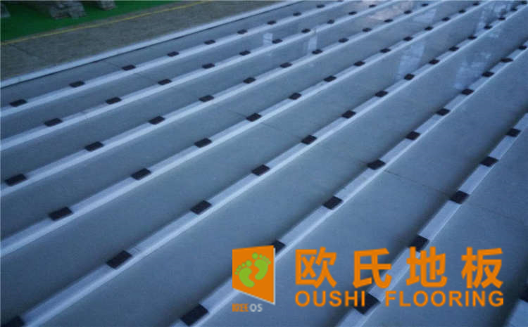 五角楓風雨操場地板主輔龍骨結構