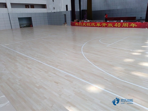 楓木NBA籃球場木地板主輔龍骨結(jié)構(gòu)