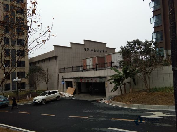 20厚運(yùn)動(dòng)籃球地板廠**去哪找？
